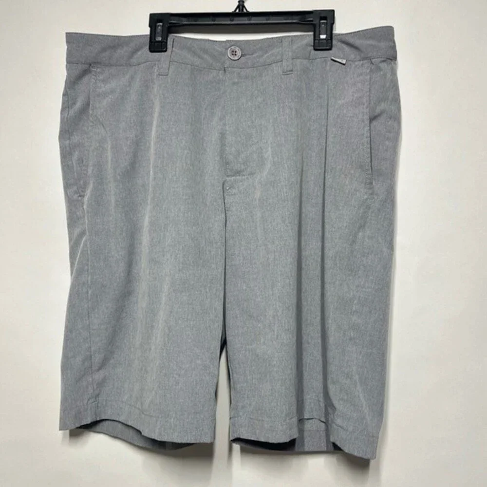 Travis Mathew Beck Shorts in Light Gray 34 NWOT